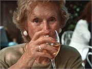 More Than Half of Cancer Survivors Don’t Abstain From Alcohol